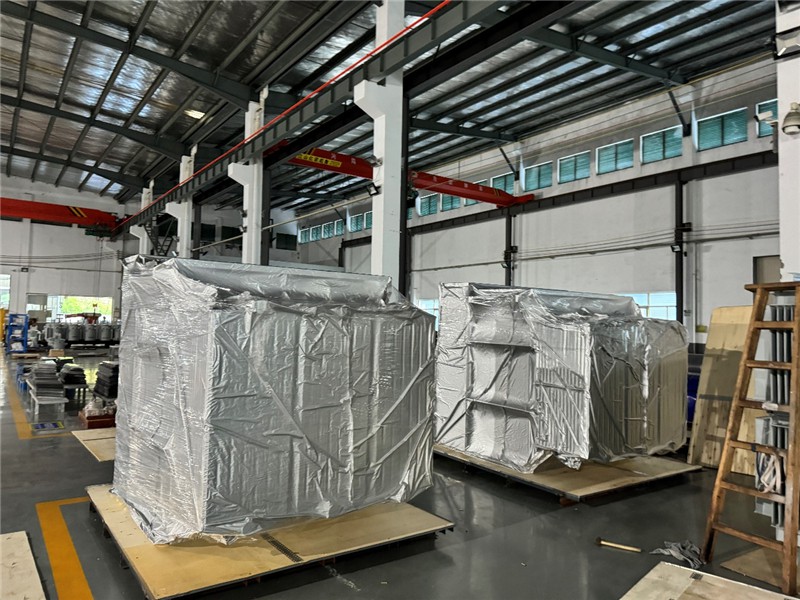 2500 kVA pad mounted distribution transformers tin foil bag packing 2500 kVA pad mounted distribution transformers tin foil bag packing